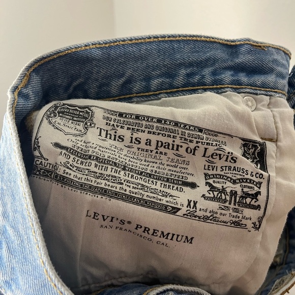 Levi's 501 Women’s Blue Distressed Jean Shorts High-Waisted - Picture 3 of 7